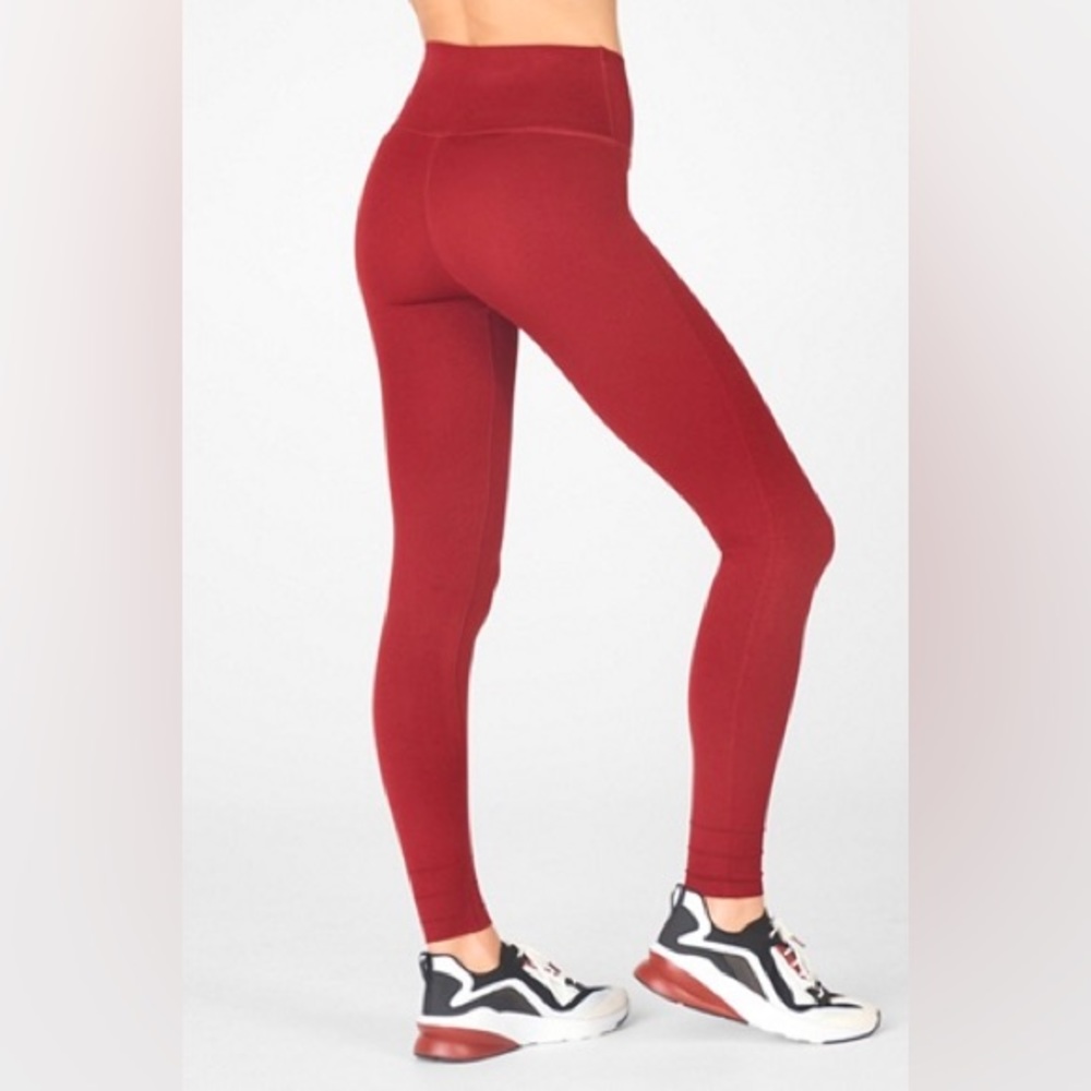 Fabletics SculptKnit high-wasted custom length legging size medium